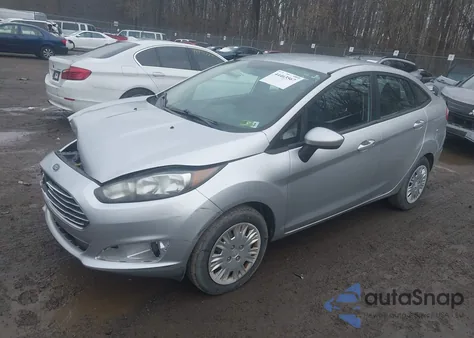 2016 Ford Fiesta S z USA, uszkodzony, nr VIN 3FADP4AJ2GM180123